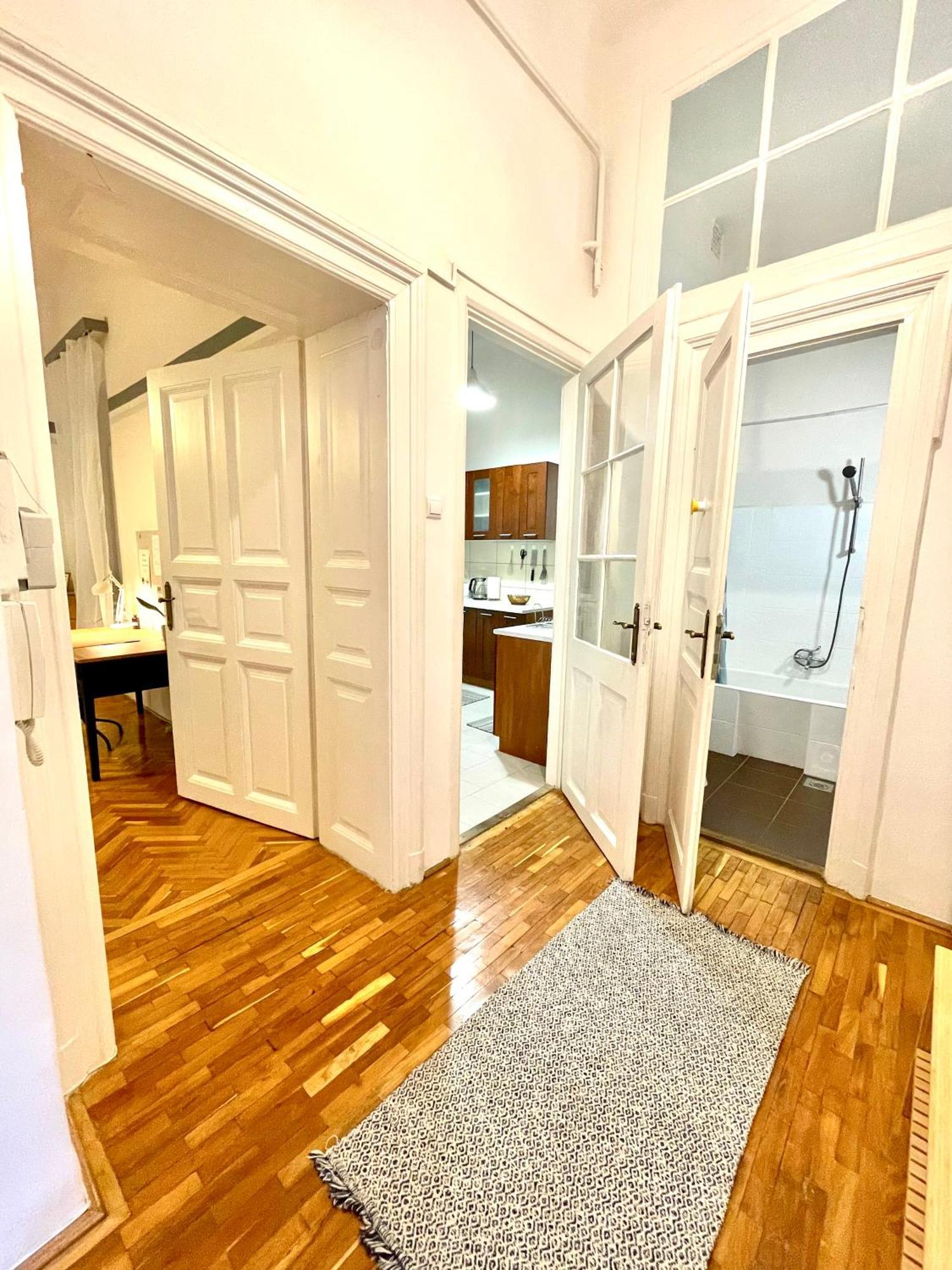 Fanni'S Cosy Home Express Apartment In The City Centre Budapest Exterior photo