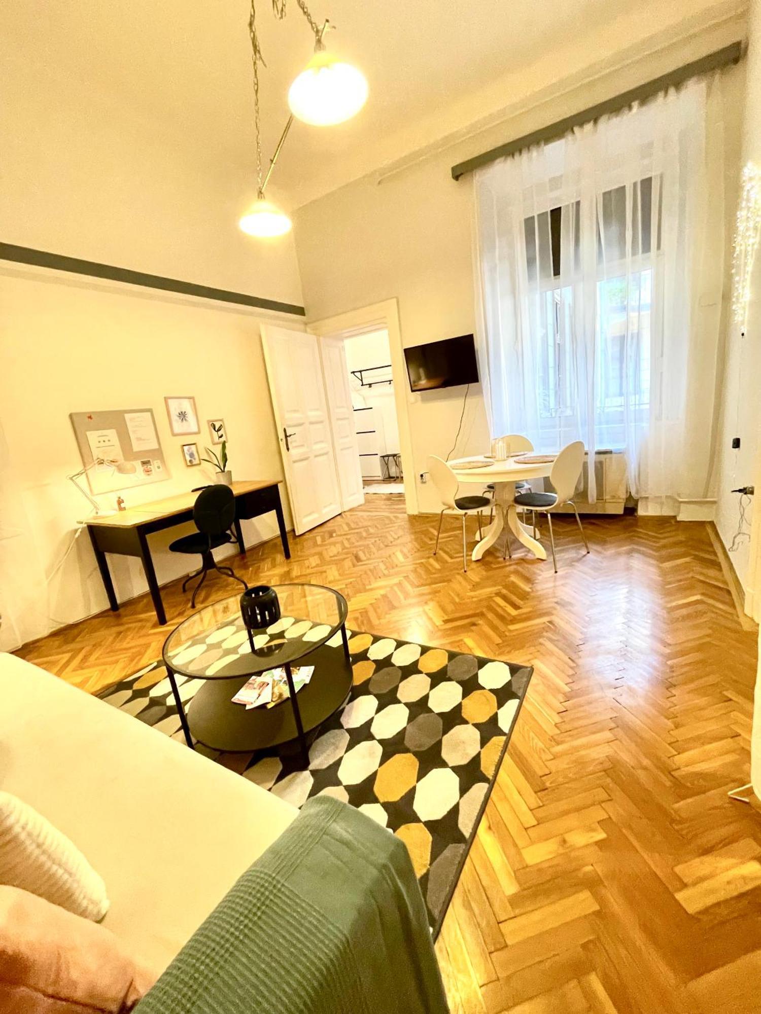 Fanni'S Cosy Home Express Apartment In The City Centre Budapest Exterior photo